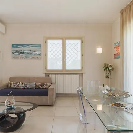 White By Interhome *