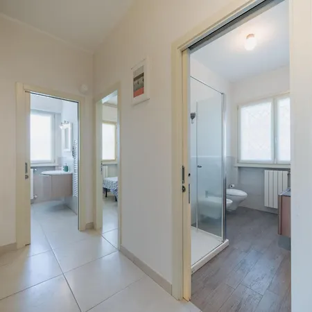 White By Interhome Apartment Forte dei Marmi