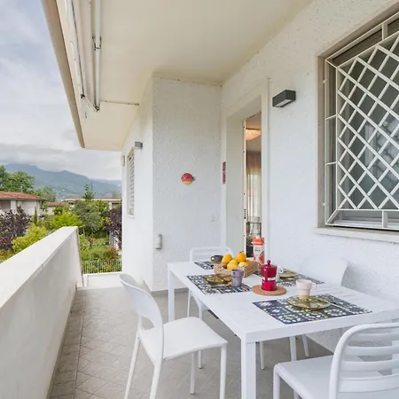 Apartment White By Interhome Forte dei Marmi