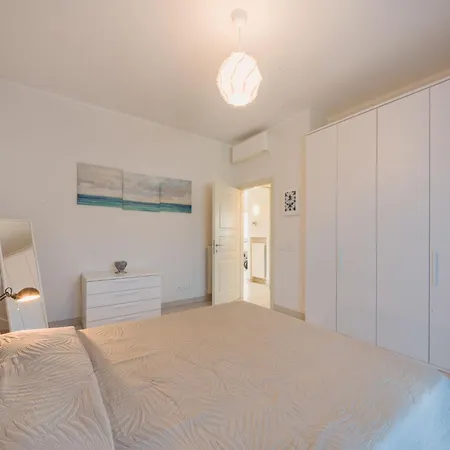 White By Interhome Apartment Forte dei Marmi