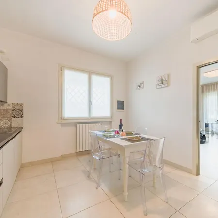 White By Interhome